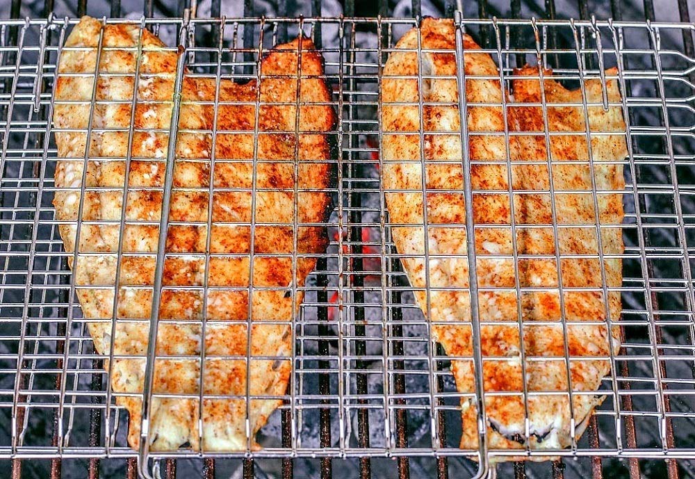 Complete BBQ Accessories 1 Piece Portable Grill 1 Piece Oil Spray Bottle 1 Piece Oil Bottle with Brush 1 Piece BBQ Clip Folder Grill (Pack of 6) Barbecue Skewers Stainless Steel Sticks
