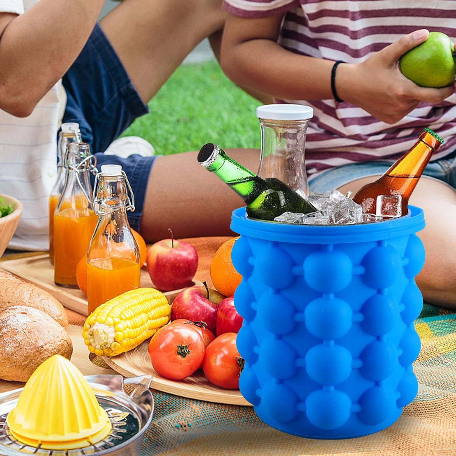 2 in 1 Large Silicone Ice Cube Maker
